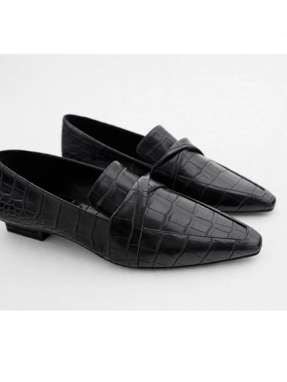 Zara Black Croc Embossed Pointed Toe Loafers Flats Size 7.5 Minimalist
